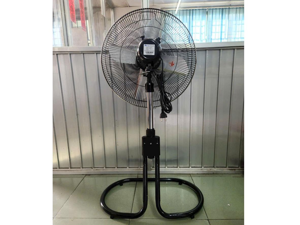 Công suất 145W giúp FF2399 tạo gió mạnh và làm mát nhanh hơn.