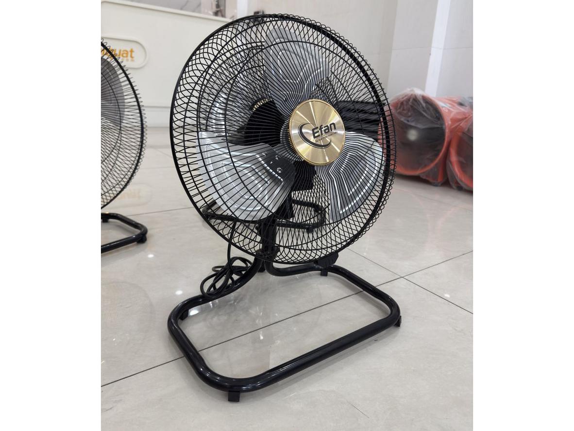 Efan FE-50 phù hợp cho quán ăn, quán cà phê, kho hàng và nhà xưởng nhỏ.