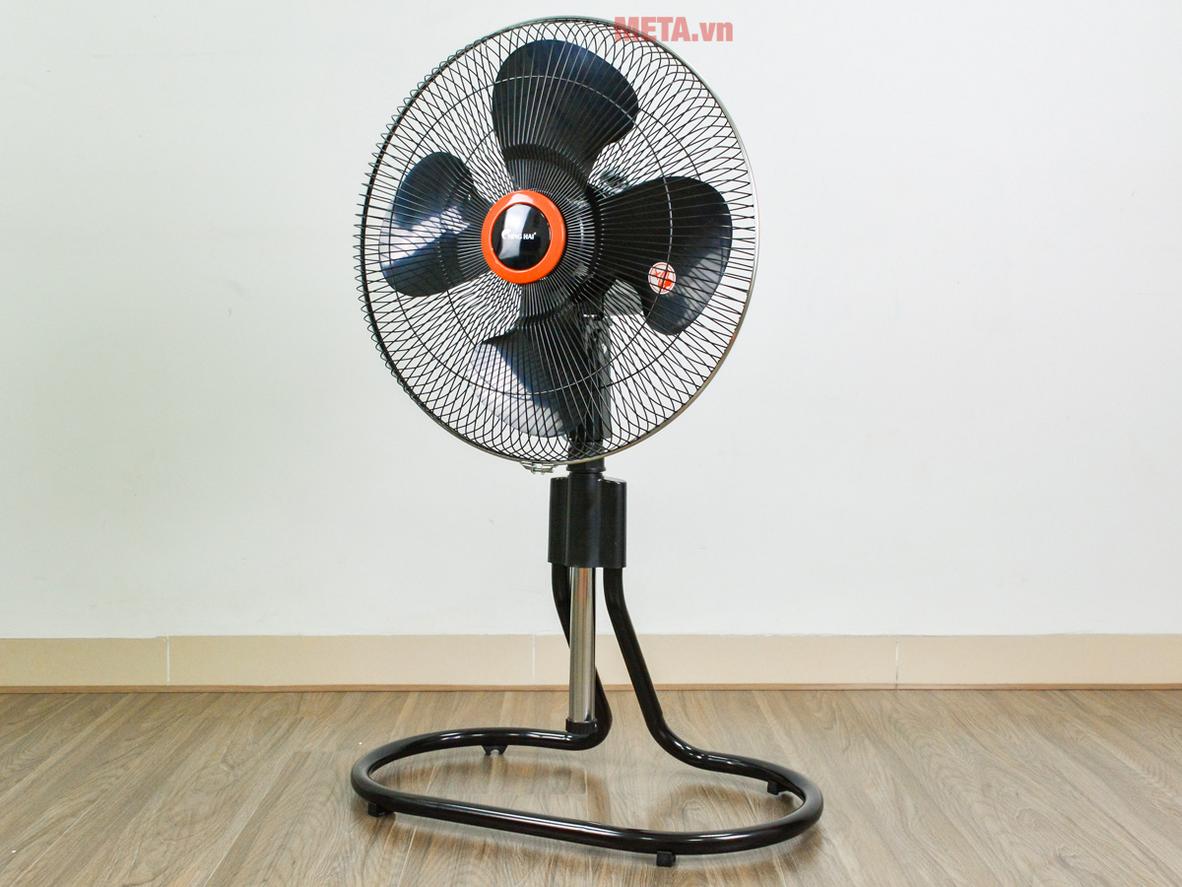 3 tốc độ gió giúp FF2318 dễ điều chỉnh theo từng nhu cầu sử dụng.