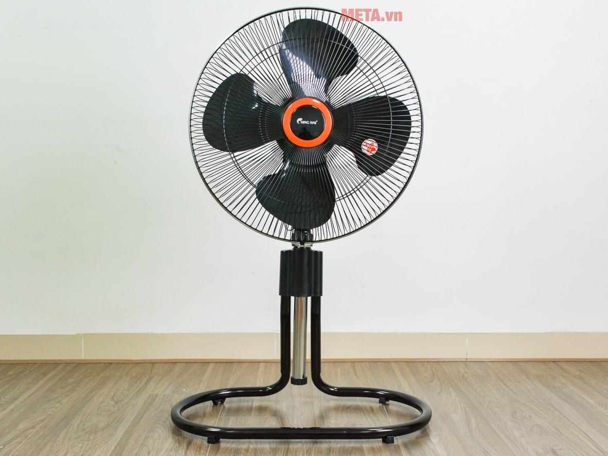 Chân quỳ sắt sơn tĩnh điện giúp quạt đứng vững và giảm rung lắc.