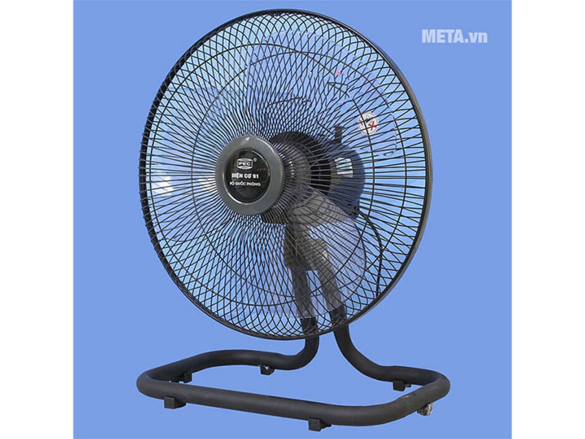 54W và sải cánh 40cm mang lại sự cân bằng giữa độ gọn và lực gió.