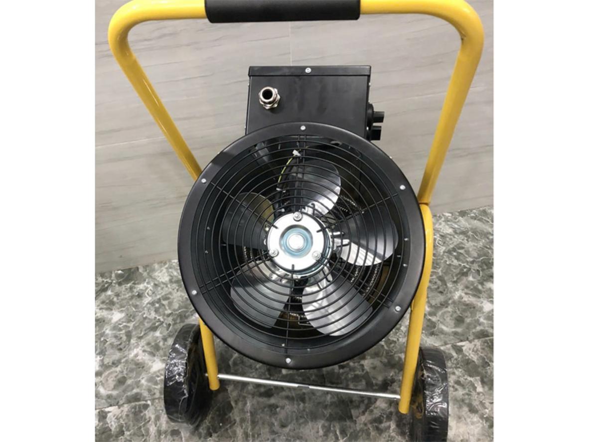 Mitsuta EC15 tạo luồng gió mạnh và nhiệt ổn định cho nhu cầu sấy công nghiệp.