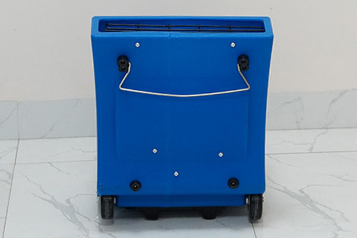 Ba mức gió giúp điều chỉnh linh hoạt theo mức ẩm và từng loại bề mặt.