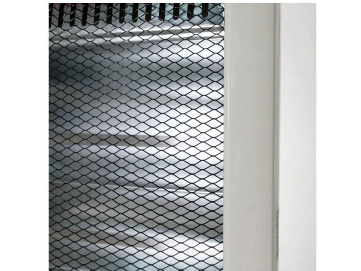 HC 1209 dùng công nghệ halogen, làm ấm nhanh với 3 mức nhiệt linh hoạt.