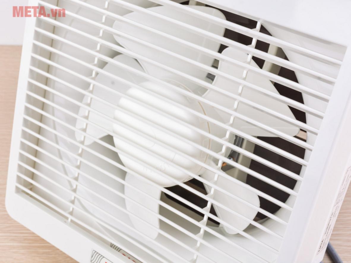 EVF20B2 cân bằng giữa lưu lượng gió 520 m³/giờ và công suất 24–28W.