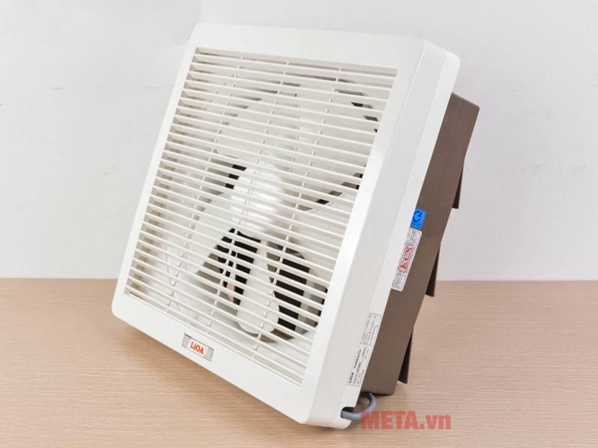 Cấu tạo quạt thông gió LiOA EVF30B2 với động cơ 4 cực có tụ và 5 cánh quạt.