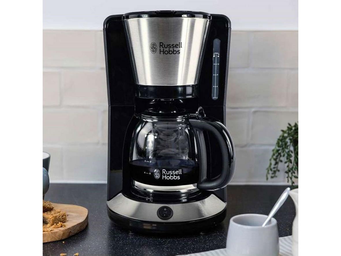 Thiết kế gọn giúp máy dễ bố trí trong bếp hoặc văn phòng nhỏ.