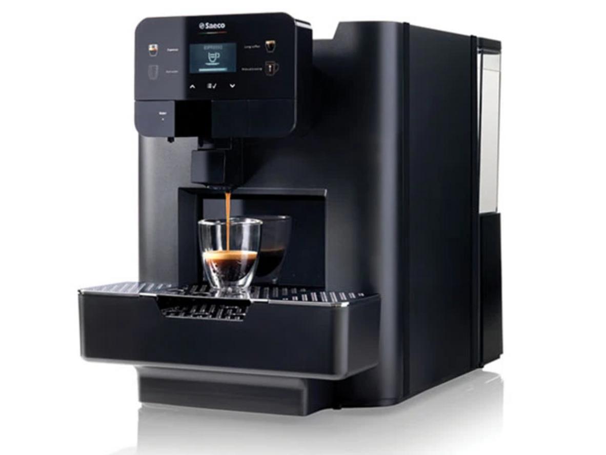 Thiết kế thép không gỉ, bình nước lớn và khả năng phục vụ liên tục của Saeco Area Focus