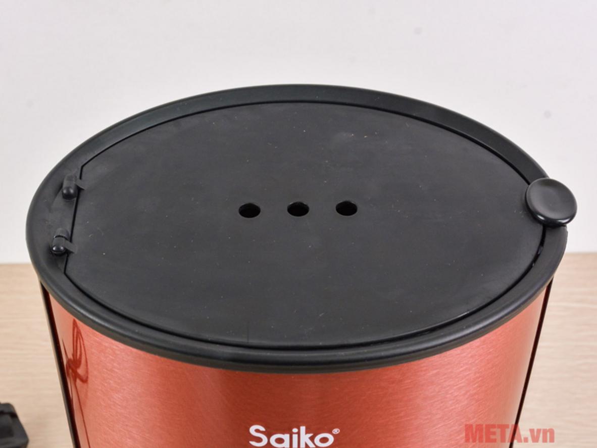 Kích thước gọn và trọng lượng 1,5kg giúp máy dễ đặt ở nhiều vị trí.