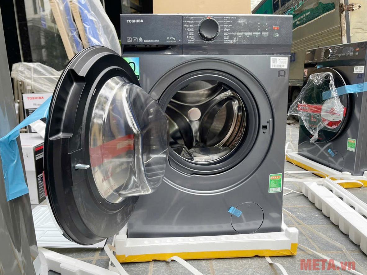 Sấy ngưng tụ phù hợp nhà ít chỗ phơi và mùa mưa.