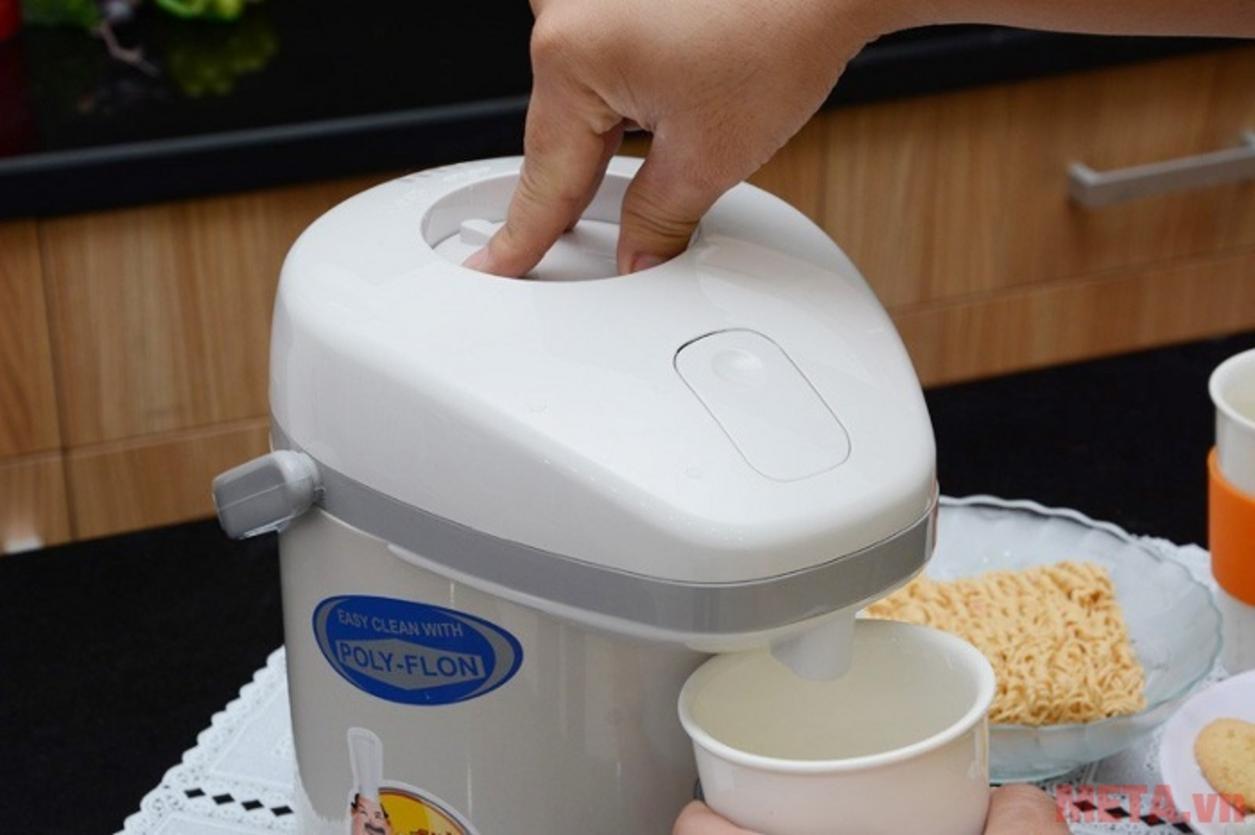 Công suất 610W hỗ trợ đun sôi nhanh ở 100°C.