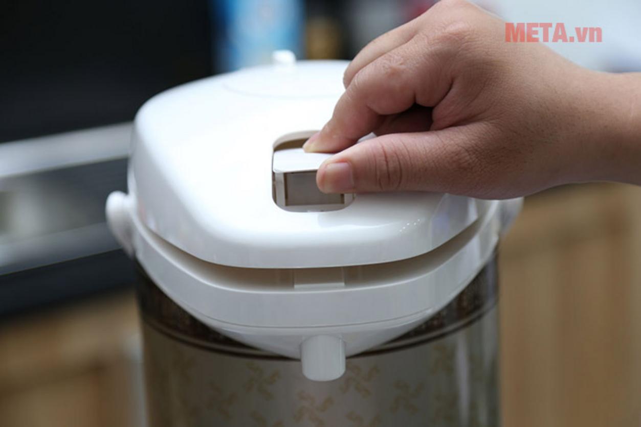 Dung tích 2,9 lít đáp ứng nhu cầu nước nóng hằng ngày.