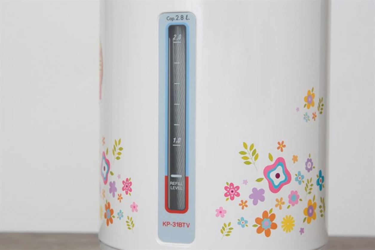 Ruột phủ chống dính giúp việc vệ sinh bình đơn giản hơn.