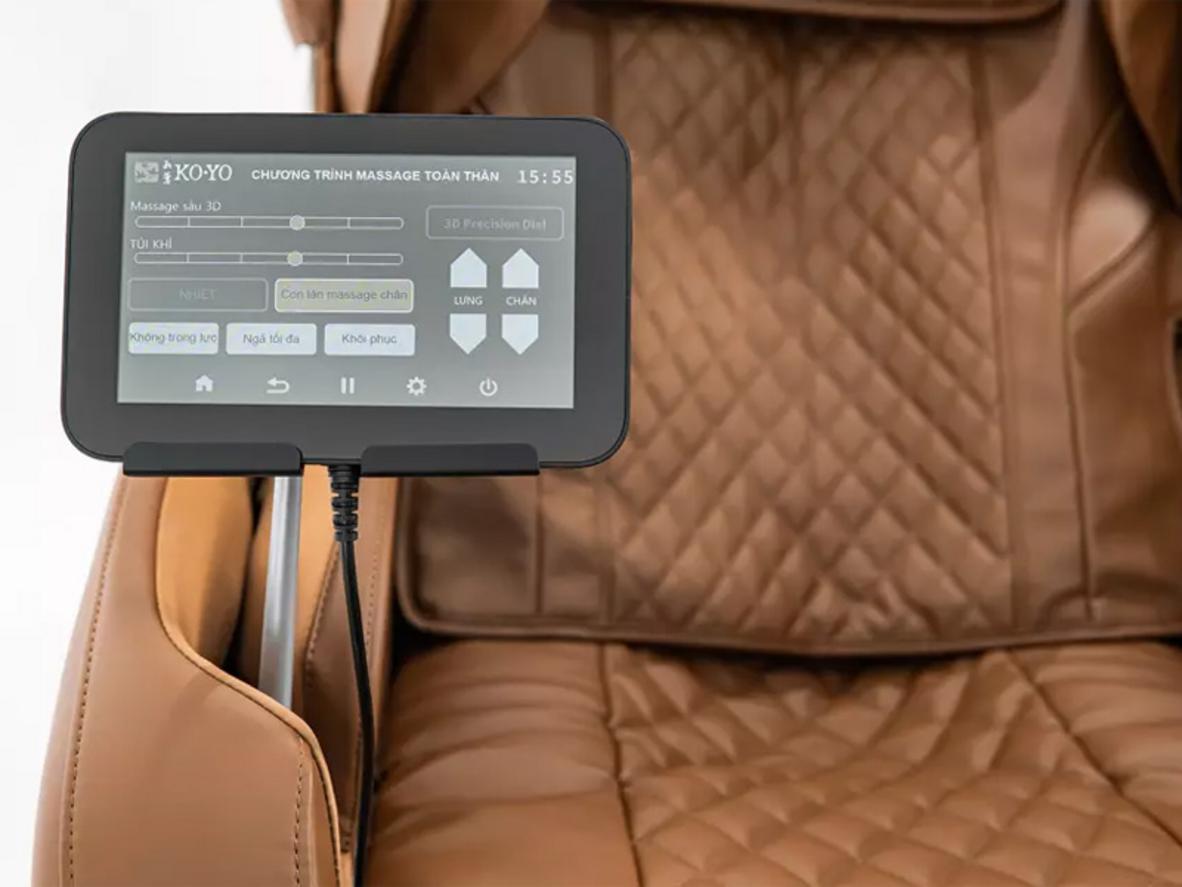 SL-Track 115cm và Body Scan giúp ghế ôm sát cơ thể, massage đúng vị trí.
