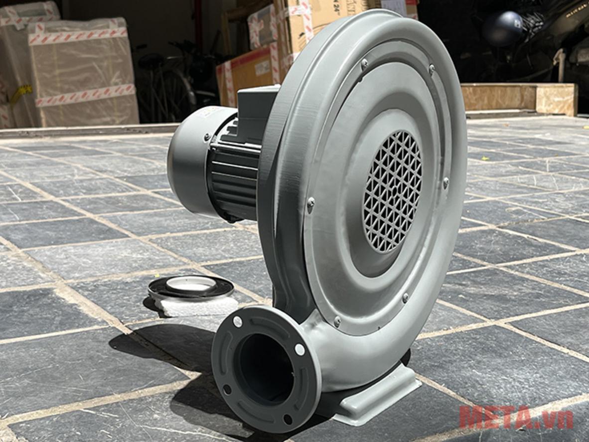 Cột áp 1400 Pa giúp quạt duy trì lực đẩy khí tốt khi đi qua đường ống dài.