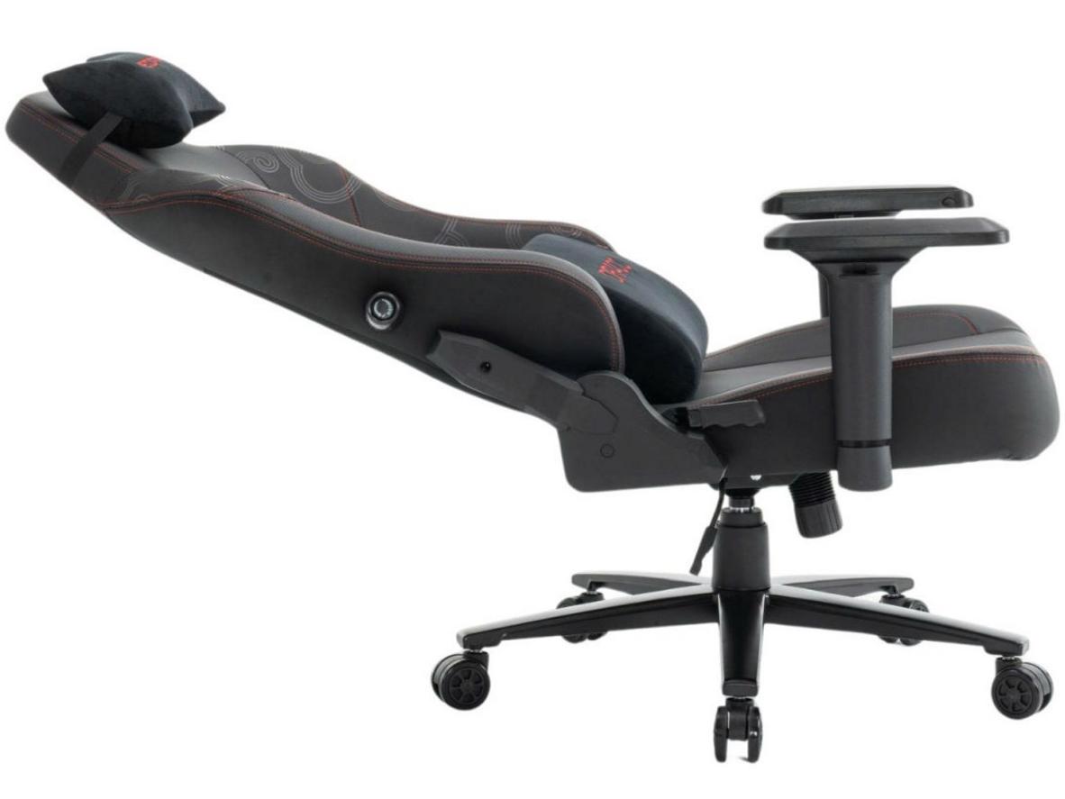 Tải trọng 150kg và chân kim loại cho cảm giác chắc chắn.