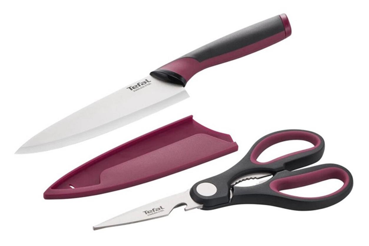 Kéo đa năng 21cm giúp cắt nhanh, tiện trong bếp.