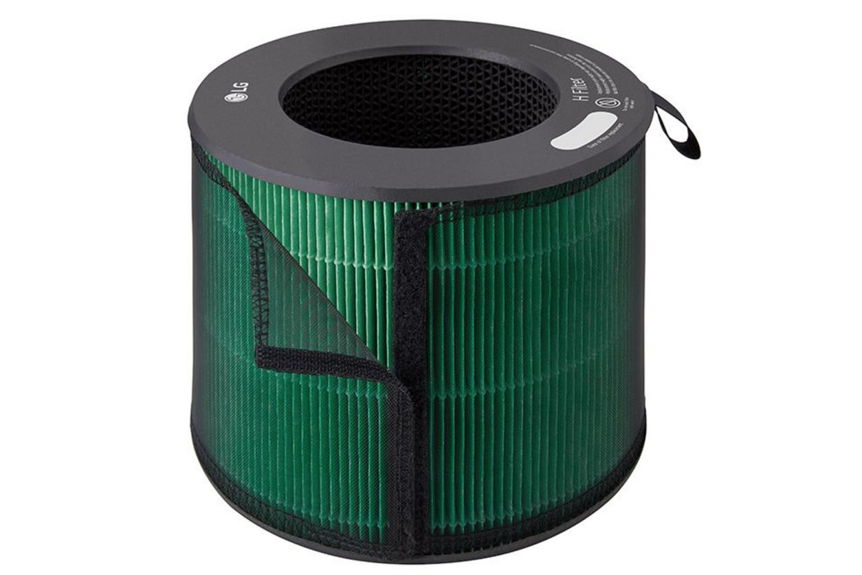 Lớp than hoạt tính carbon khử mùi của bộ lọc LG Puricare Aero Hit.