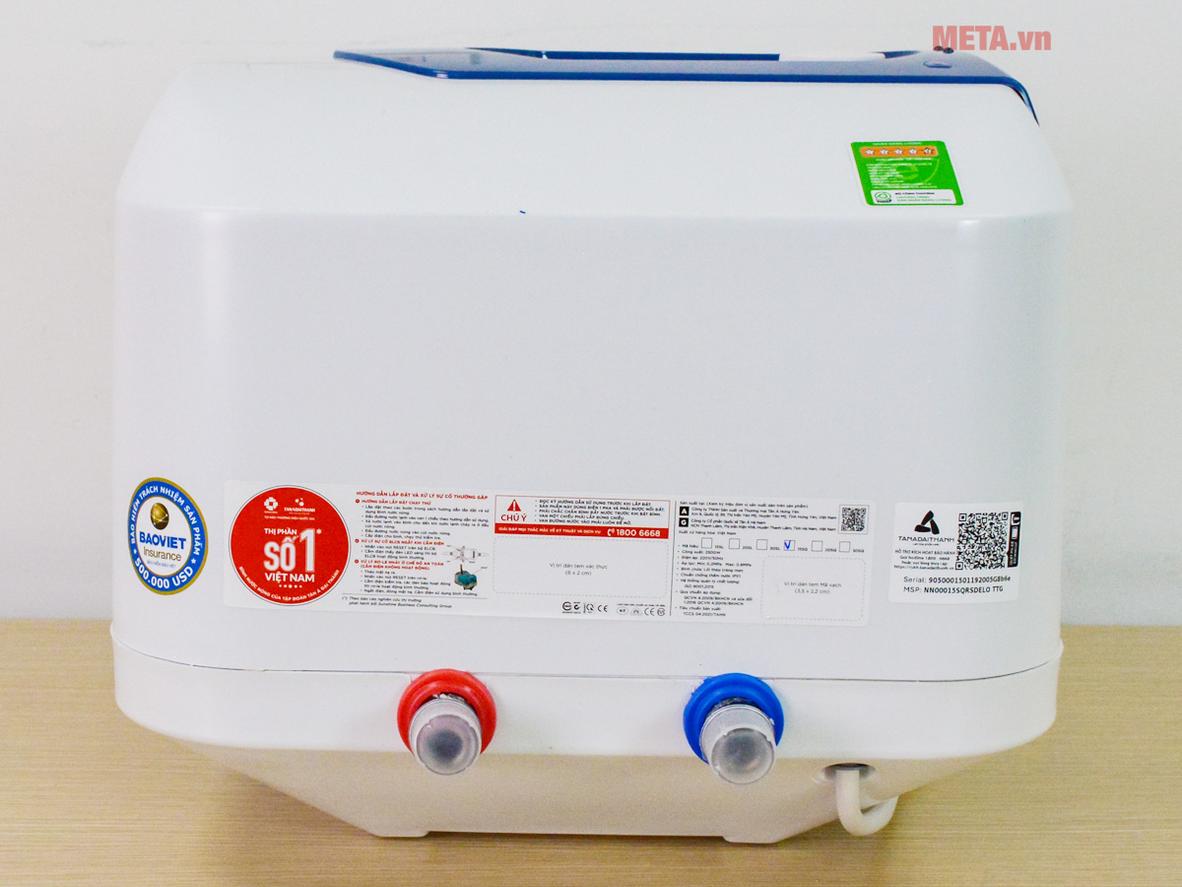 Thiết kế bình vuông hiện đại, phù hợp nhiều không gian phòng tắm.