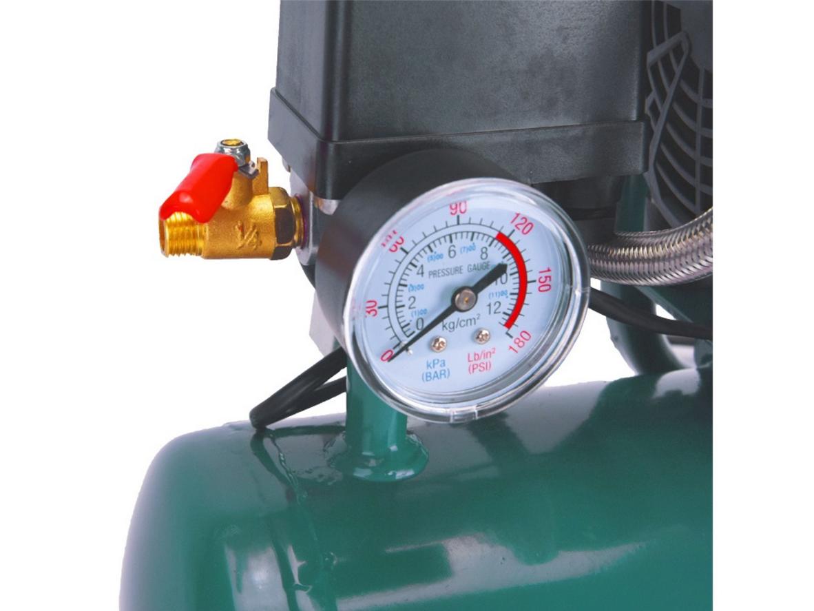 Thiết kế mini giúp máy gọn và linh hoạt hơn khi sử dụng.