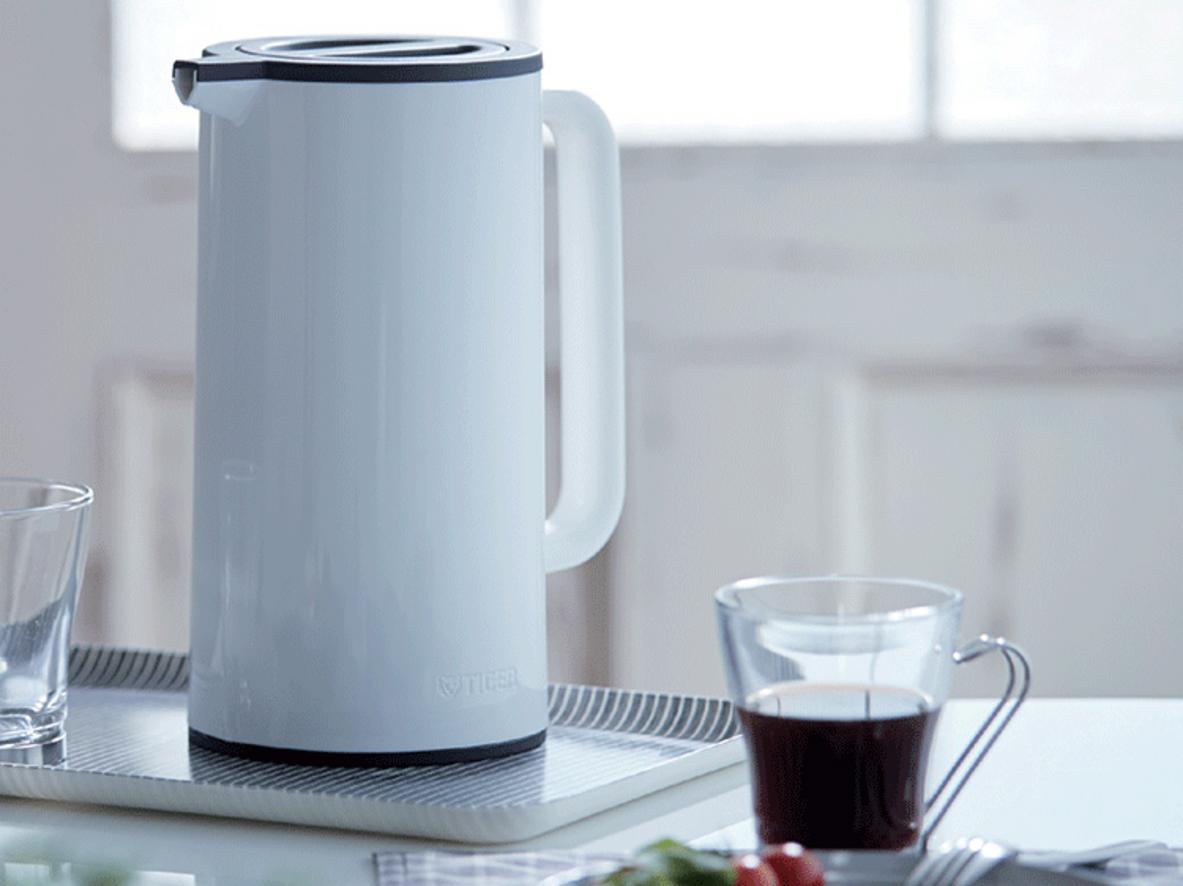 Dung tích 1 lít phù hợp gia đình ít người và văn phòng.