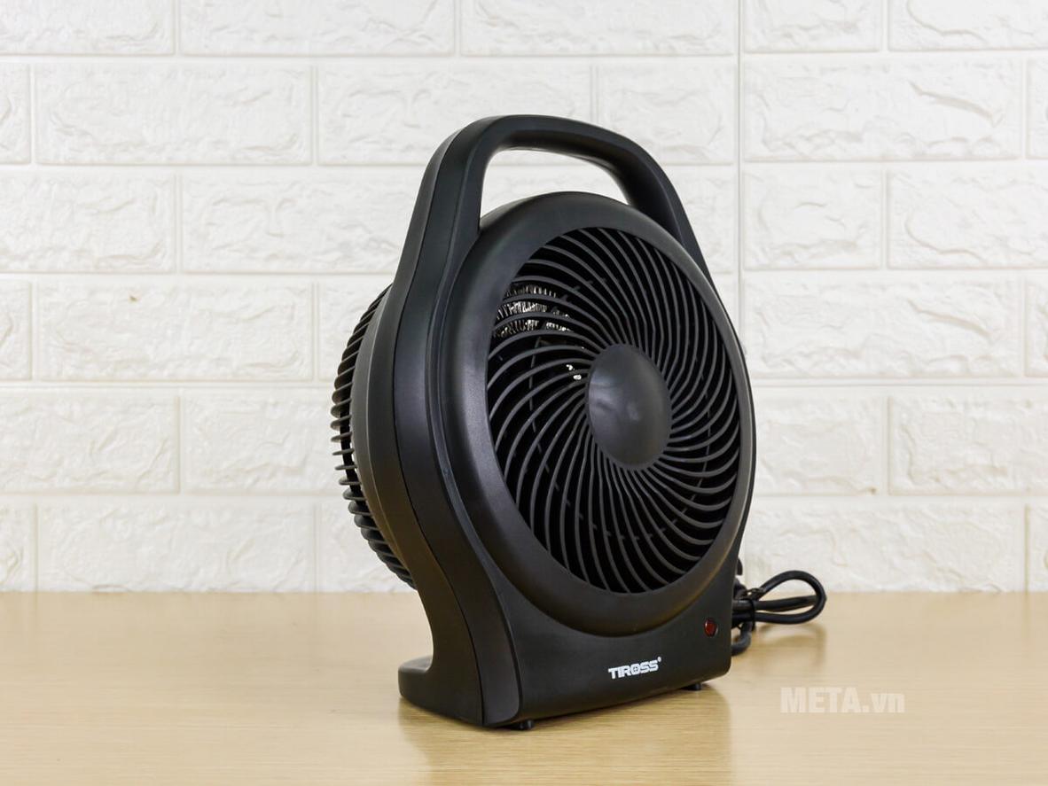 Xoay 90 độ giúp phân tán hơi ấm rộng và đều hơn.