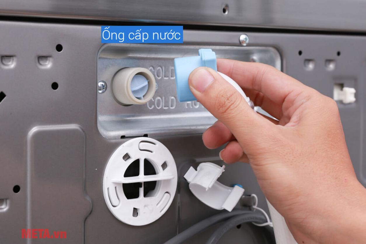 TurboWash và 6 Motion DD giúp tăng tốc độ giặt và bảo vệ sợi vải.