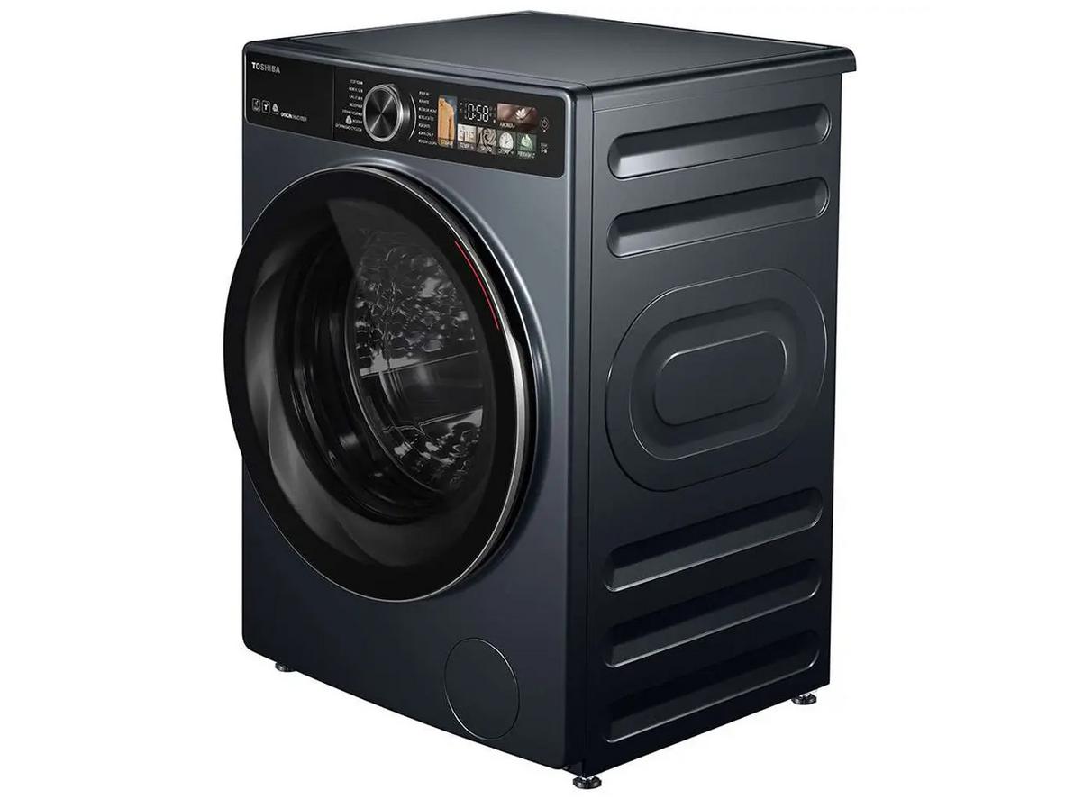 UFB Nano và Great Steam hỗ trợ giặt sạch sâu, khử mùi và làm mềm vải.