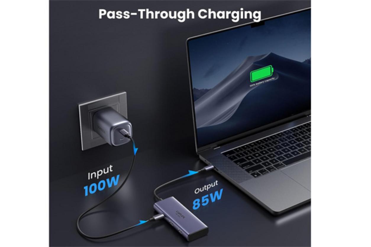 Ugreen 15852 dùng tốt cho MacBook và Windows, cần lưu ý khác biệt hiển thị đa màn hình.