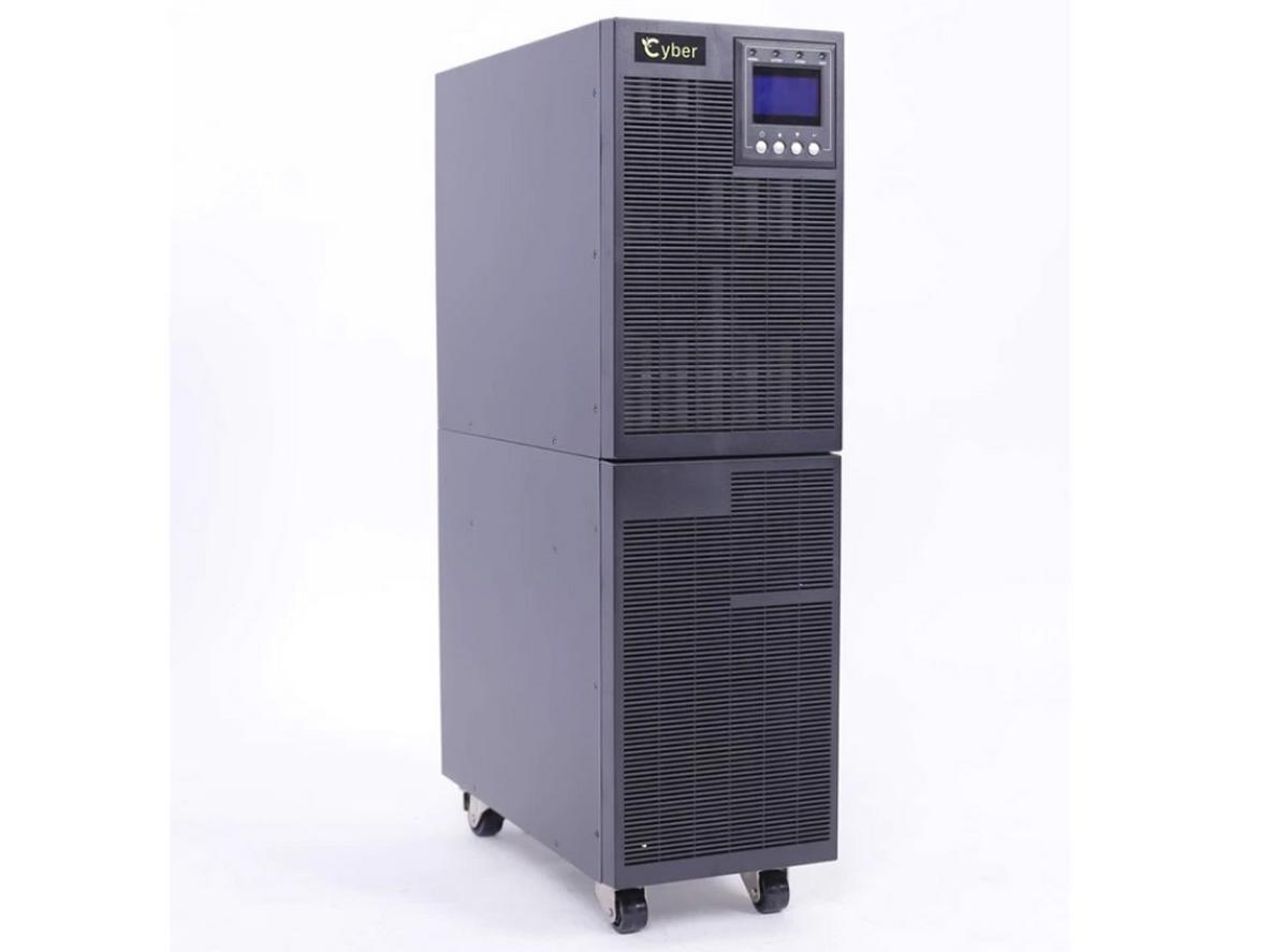 Công suất 4.8kW và hệ số công suất 0.99 giúp UPS vận hành hiệu quả hơn.