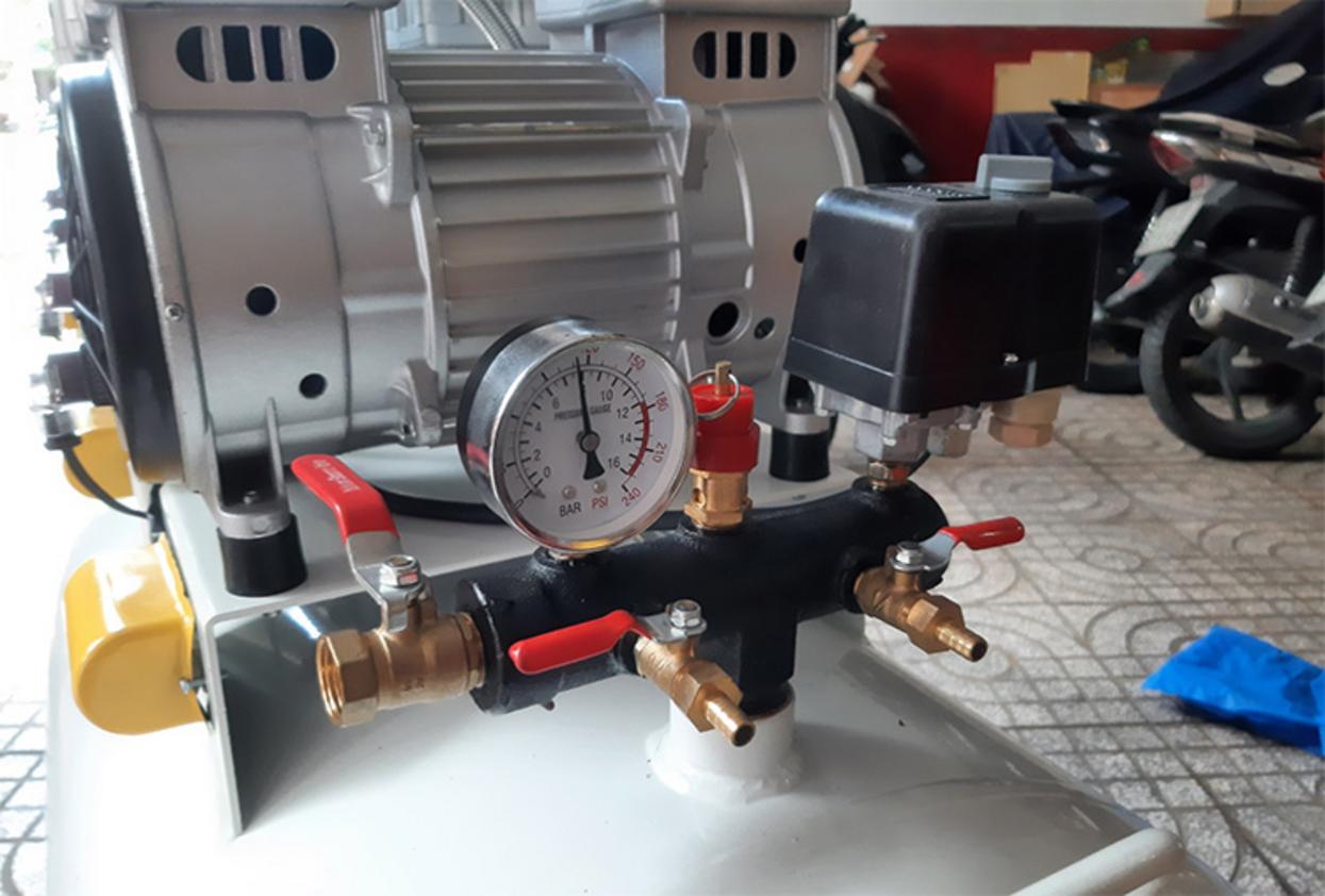 Thiết kế giảm âm giúp không gian làm việc dễ chịu hơn.