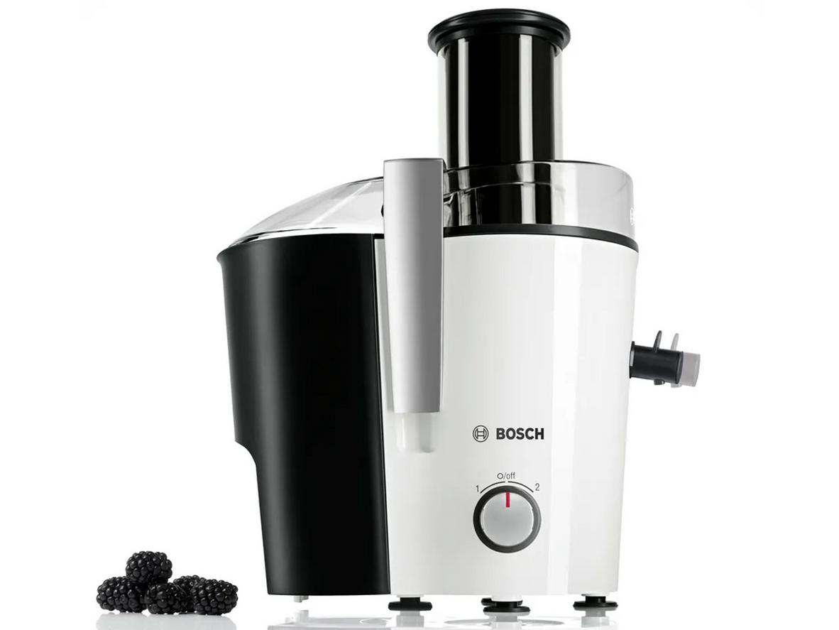 Lưới lọc inox và phụ kiện vệ sinh giúp làm sạch nhanh.