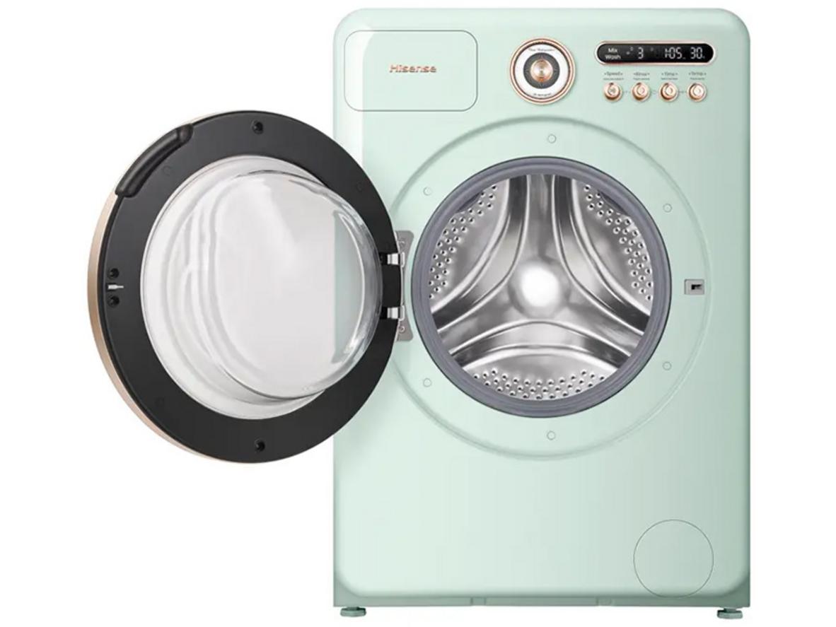 Tốc độ vắt 1.400 vòng/phút giúp quần áo ráo nhanh hơn trước khi sấy.