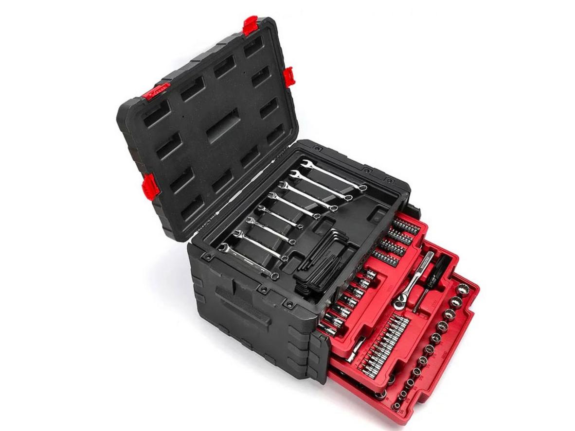 320 chi tiết giúp bộ đồ nghề đáp ứng nhiều tác vụ sửa chữa khác nhau.