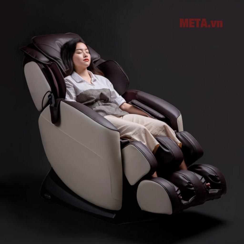 Zero Gravity và túi khí thông minh hỗ trợ thư giãn toàn thân.
