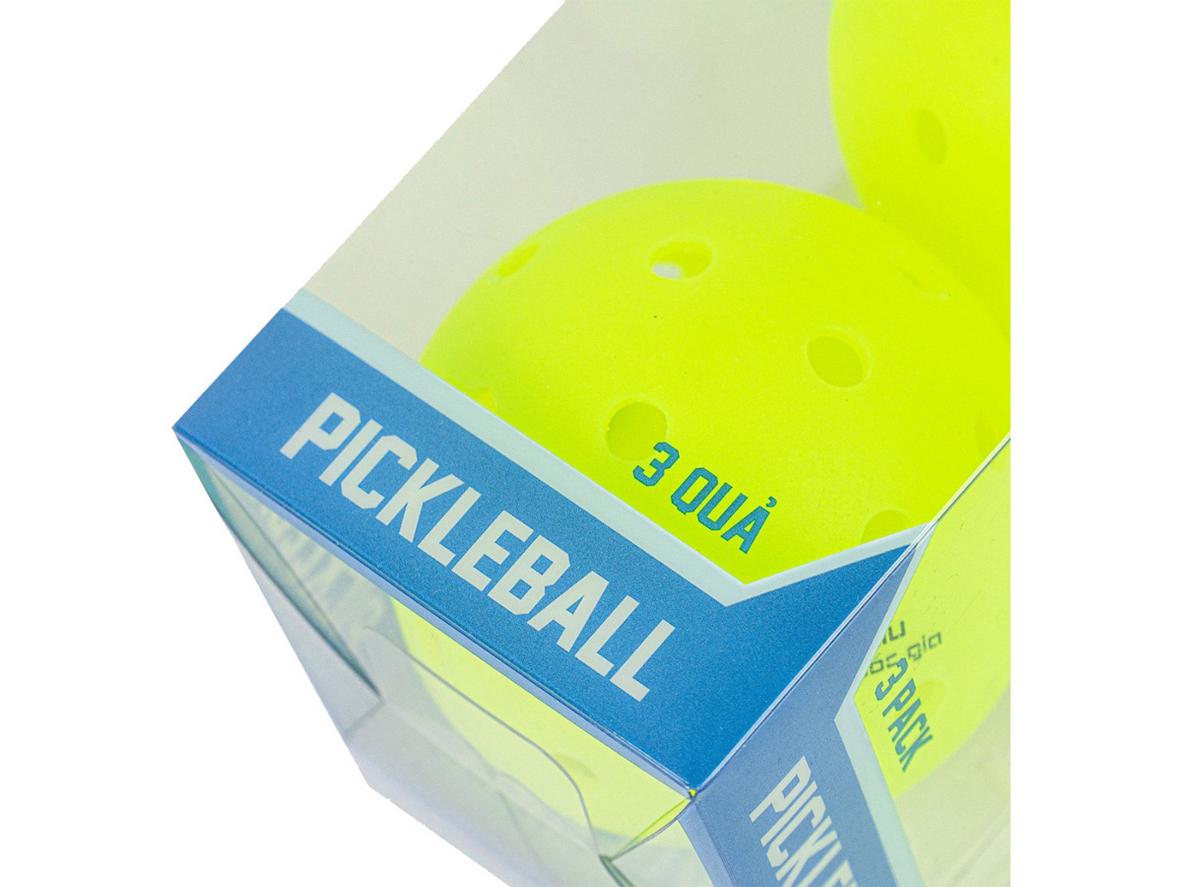 Thông số 26g và 74mm giúp bóng thi đấu Pickleball Động Lực D25 dễ kiểm soát hơn