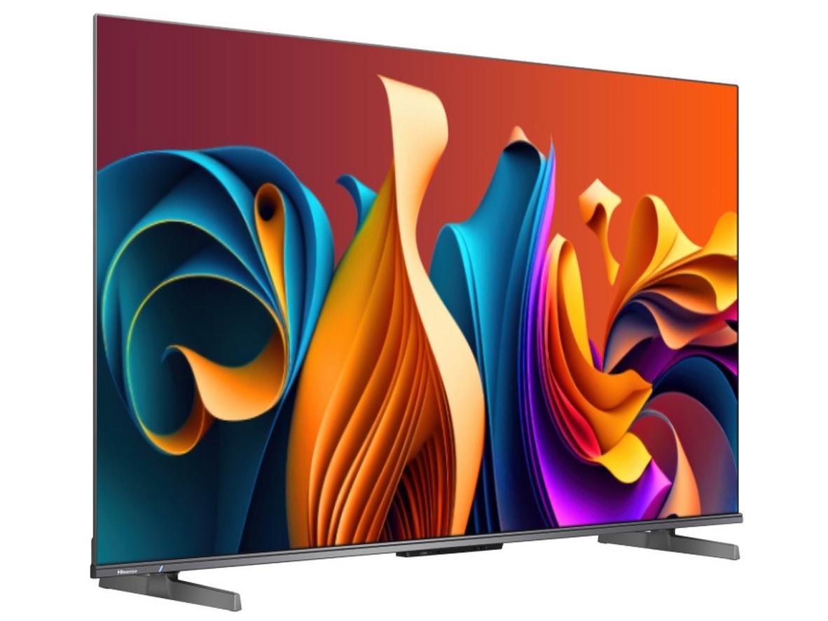 Màn hình 55 inch độ phân giải 4K giúp nội dung rõ nét và phù hợp nhiều không gian phòng khách.