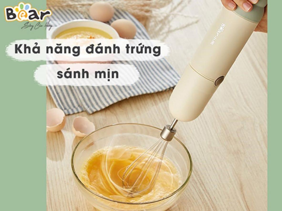 Bear JBQ-B50E1 hỗ trợ xay cháo nóng và súp mềm cho bếp gia đình.
