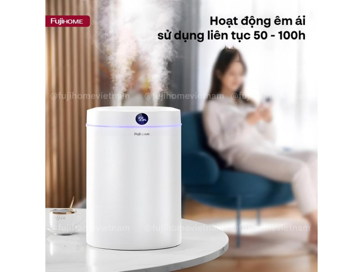 Bình 5 lít giúp HM05B chạy lâu, giảm công châm nước.