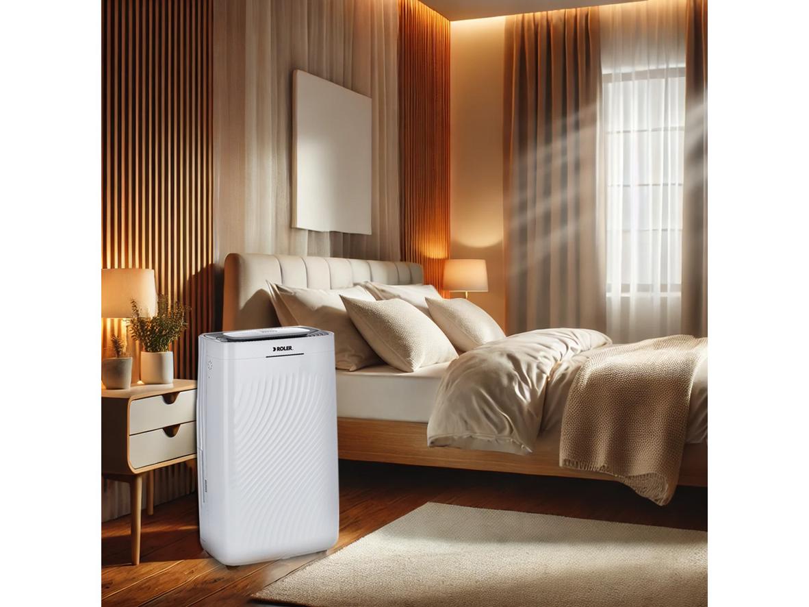 Bình chứa 5.5 lít giúp giảm tần suất đổ nước khi máy hoạt động liên tục.