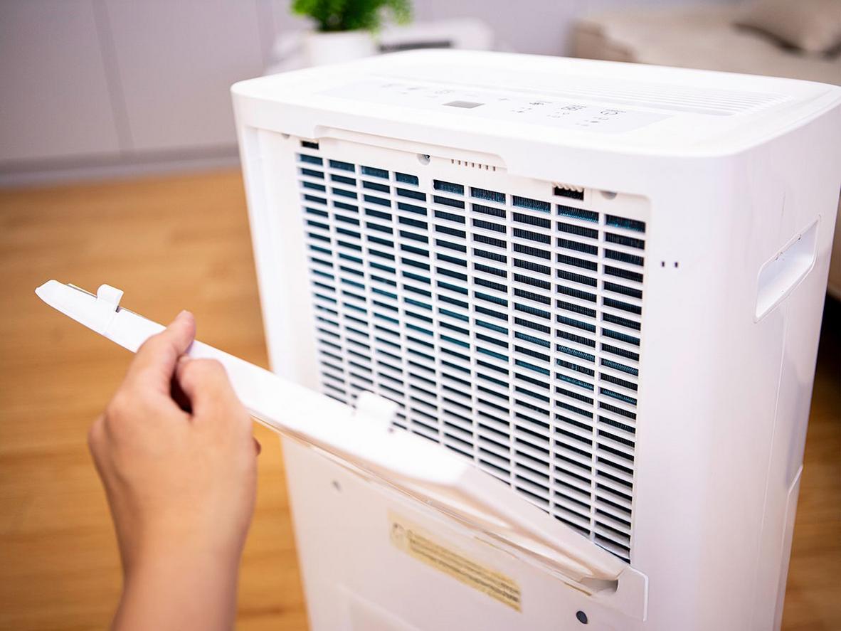 Bình chứa nước 7.7 lít giúp máy chạy lâu hơn, ít phải đổ nước hơn.