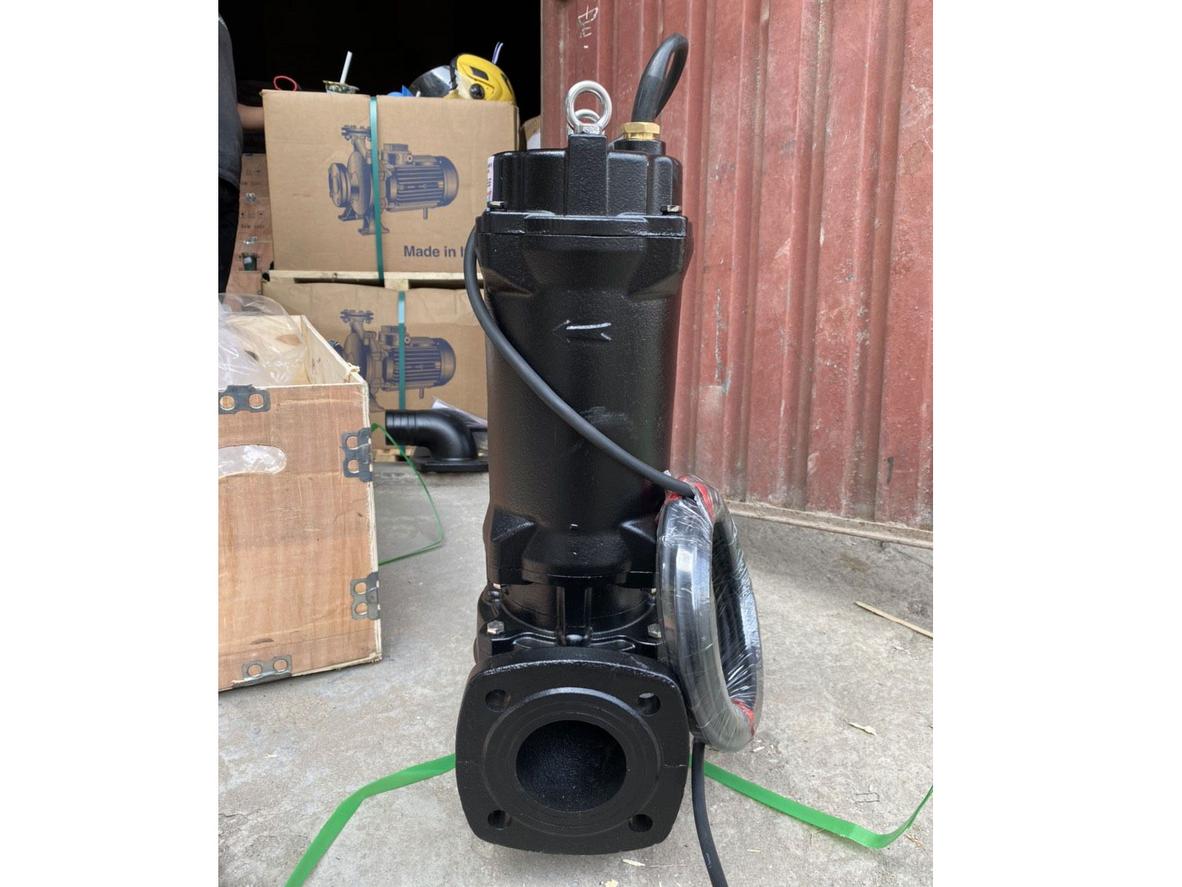 Cấu tạo và tính năng chính của Bơm chìm nước thải ShowFou cắt rác 65WC25-15-2.2.