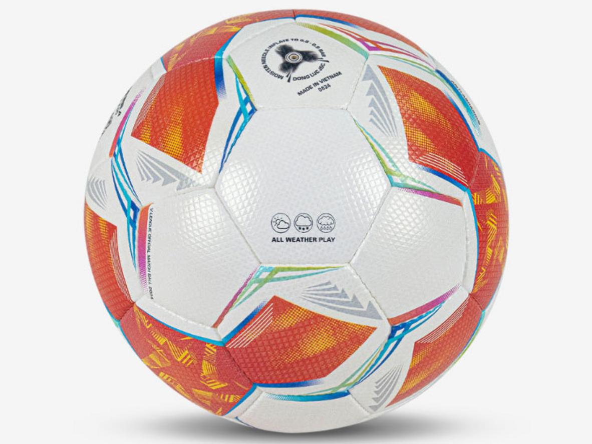 Bóng đá FIFA Quality UVI 2.05 Terra cho thi đấu phong trào chất lượng cao.