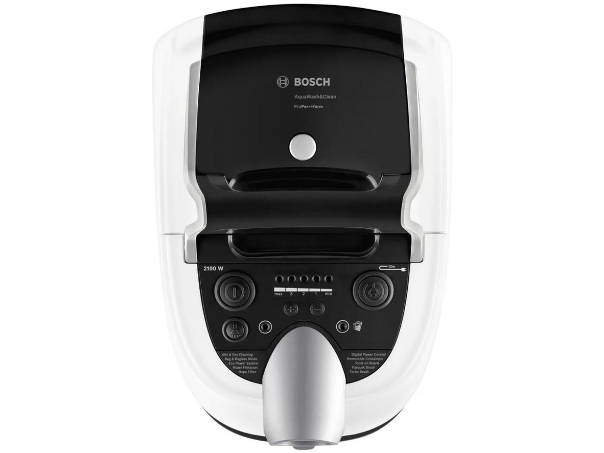 Dung tích hộp chứa bụi 1.5L và bình chứa nước 0.8L giúp Bosch BWD421PRO làm việc lâu hơn.