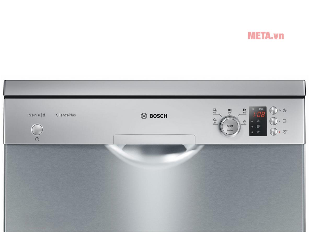 Không gian rửa 13 bộ của Bosch SMS25CI05E phù hợp bữa ăn gia đình 4–6 người.