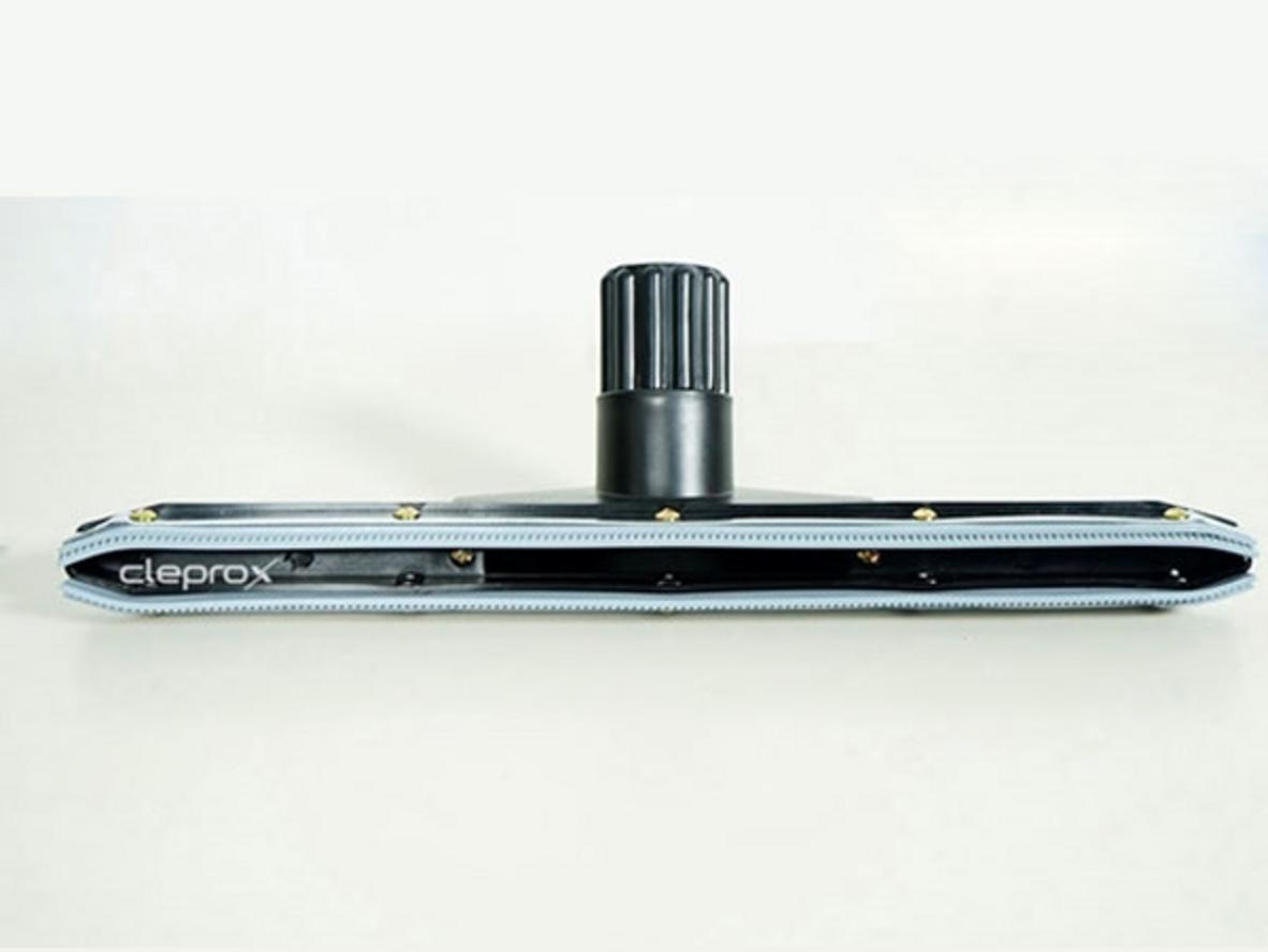 Thùng inox 70 lít của CleproX X2/70 bền bỉ, hạn chế gián đoạn khi làm việc