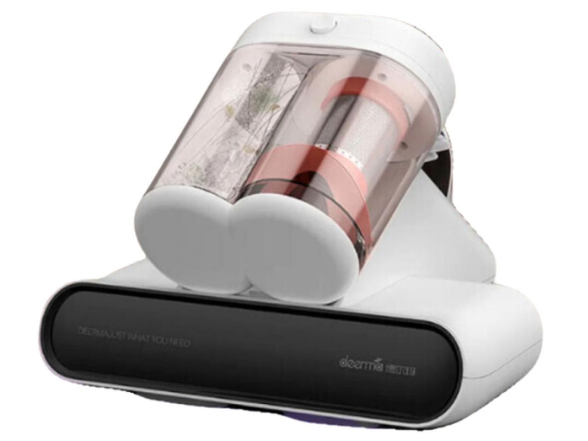 Lực hút 13.000 Pa và công suất 450W giúp hút sâu bụi bẩn trên nệm.