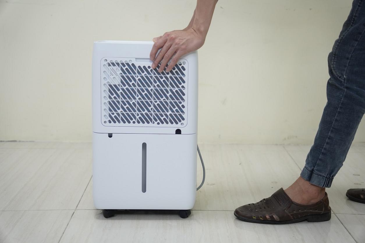 Độ ồn dưới 41dB giúp DH18W phù hợp phòng ngủ và không gian cần yên tĩnh.