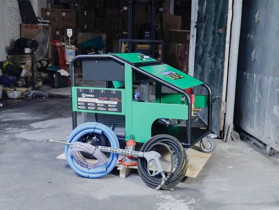 Nguồn 380V - 50Hz giúp máy vận hành đúng tải trong môi trường công nghiệp.