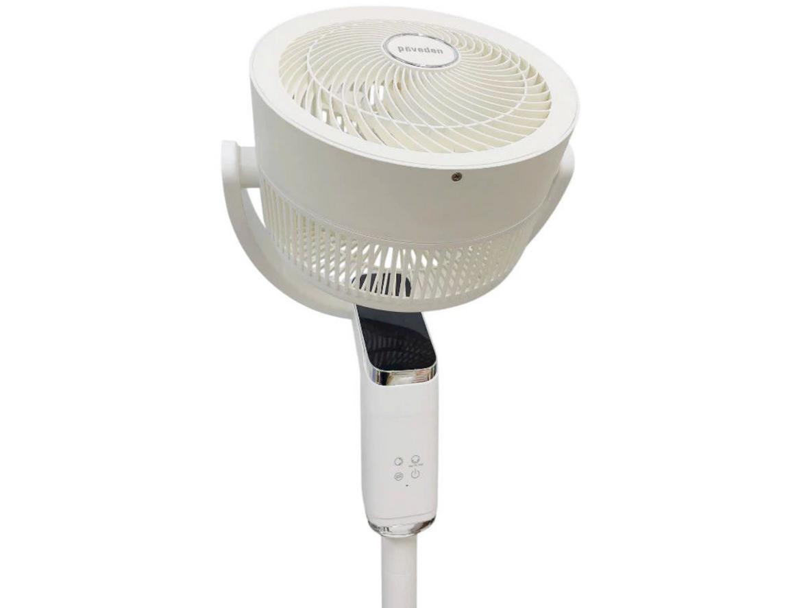 Điều khiển giọng nói AI giúp thao tác rảnh tay tiện hơn.